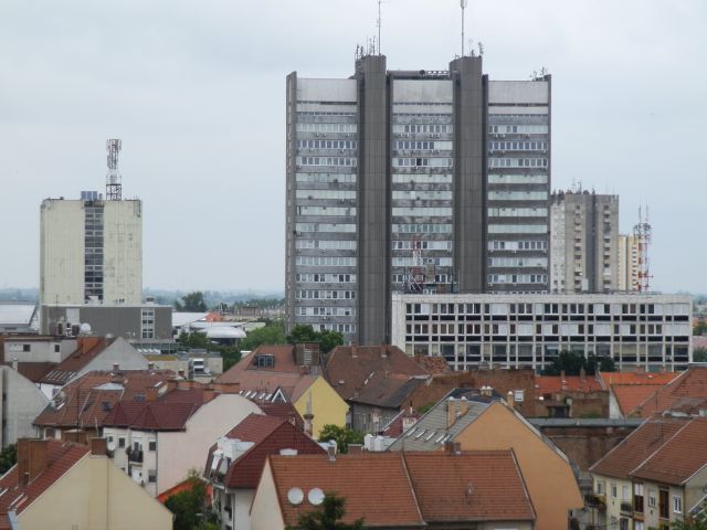 találkozó egyetlen tornyok